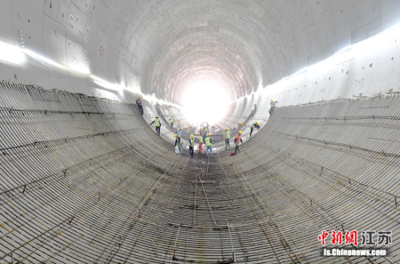苏州桐泾路北延工程右线隧道开始盾构掘进